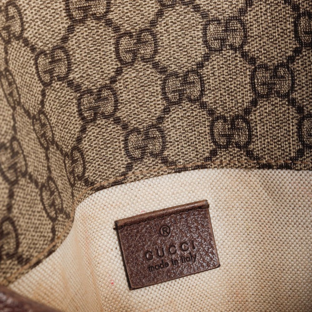 Gucci Neo Vintage GG Supreme Coated Canvas Belt Bag - Picture 9 of 11